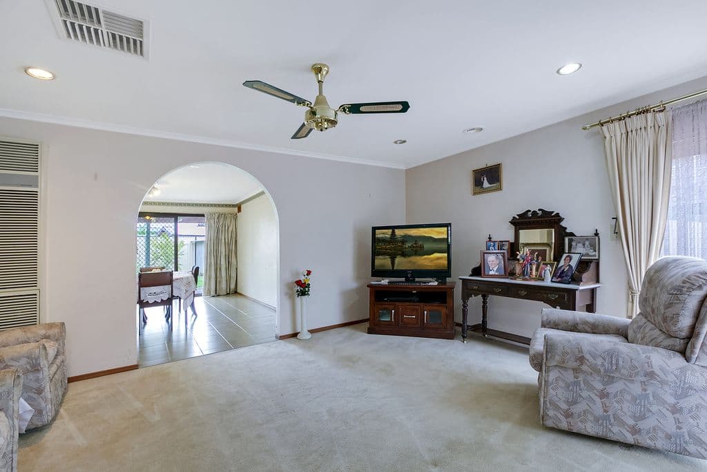 42 Carlisle Drive, EPPING VIC 3076, Epping - Thumbnail 4