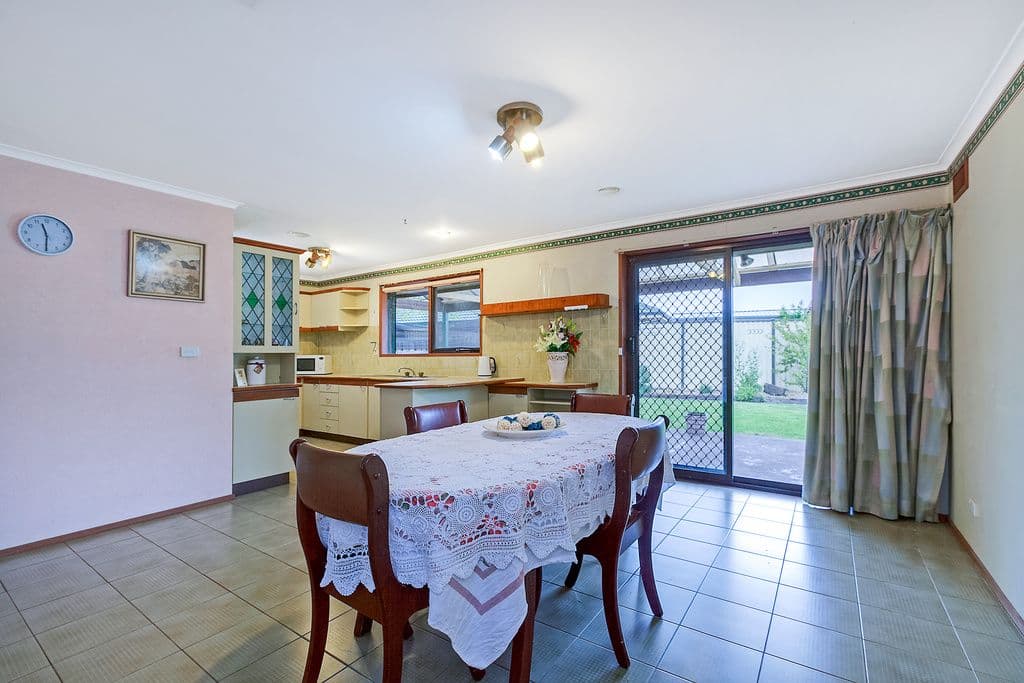 42 Carlisle Drive, EPPING VIC 3076, Epping - Thumbnail 6