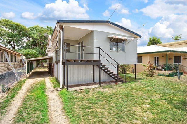49 Winkworth Street, BUNGALOW QLD 4870, Bungalow - Image 1