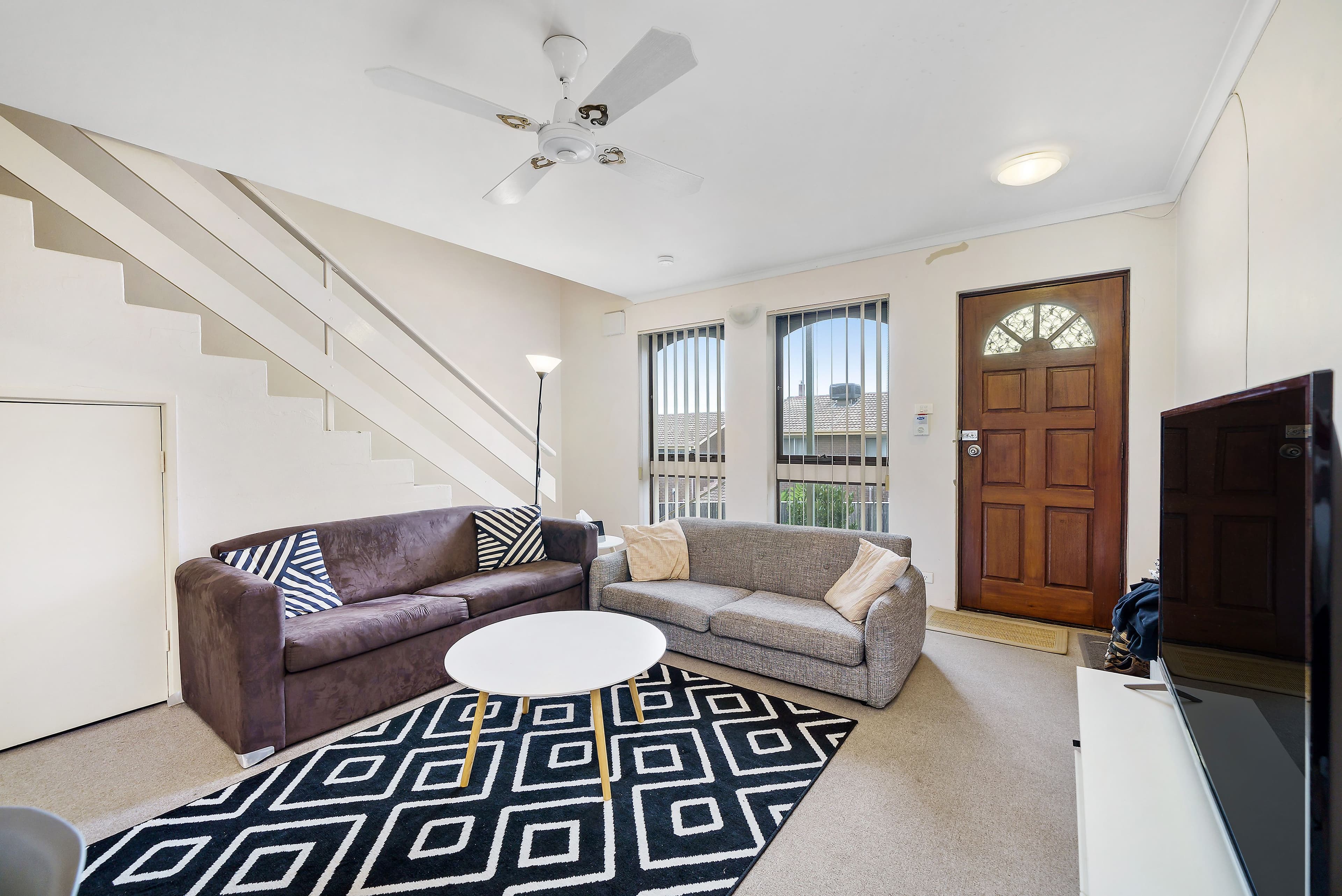 8 Nimmitabel Street, Queanbeyan West NSW 2620, Queanbeyan West - Thumbnail 2