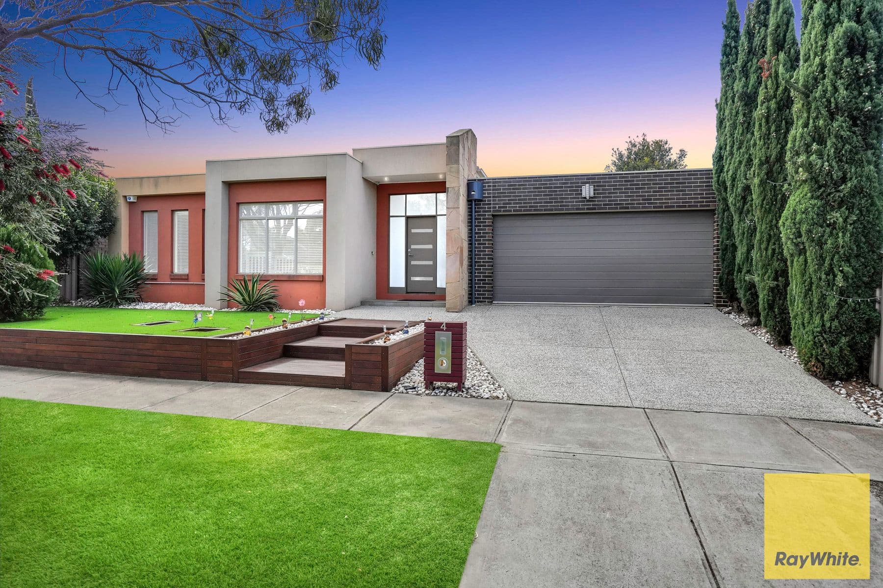 4 Inverell Street, Burnside Heights VIC 3023, Burnside Heights - Thumbnail 2