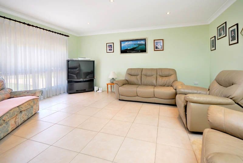 1 Brushwood Drive, ALFORDS POINT NSW 2234, Alfords Point - Thumbnail 2