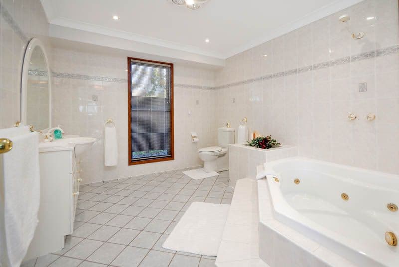 1 Brushwood Drive, ALFORDS POINT NSW 2234, Alfords Point - Thumbnail 7