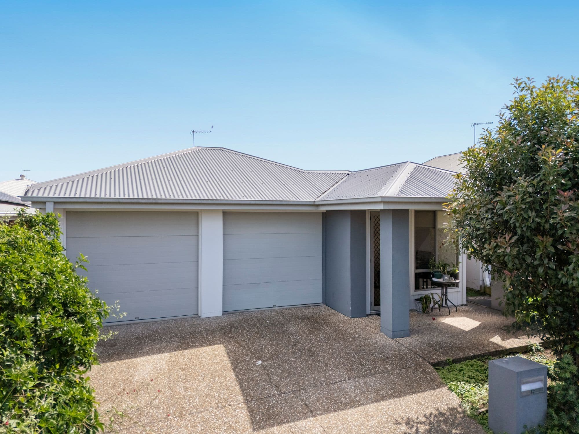 12 Bell Street, Silkstone QLD 4304, Silkstone - Thumbnail 2