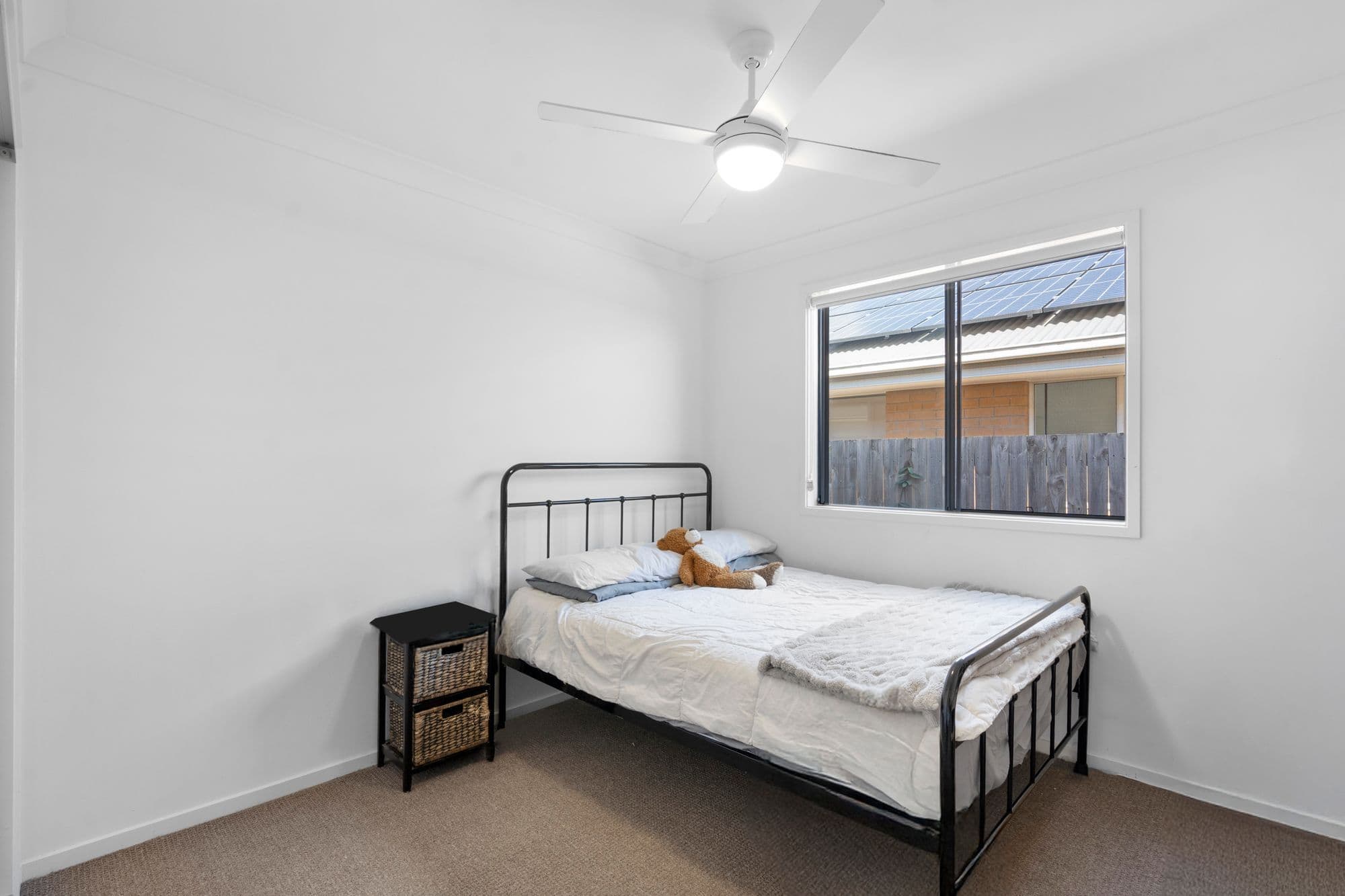 12 Bell Street, Silkstone QLD 4304, Silkstone - Thumbnail 8