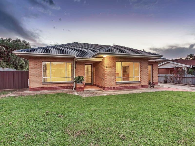 13 Roeder Crescent, Port Noarlunga SA 5167, Port Noarlunga - Thumbnail 2