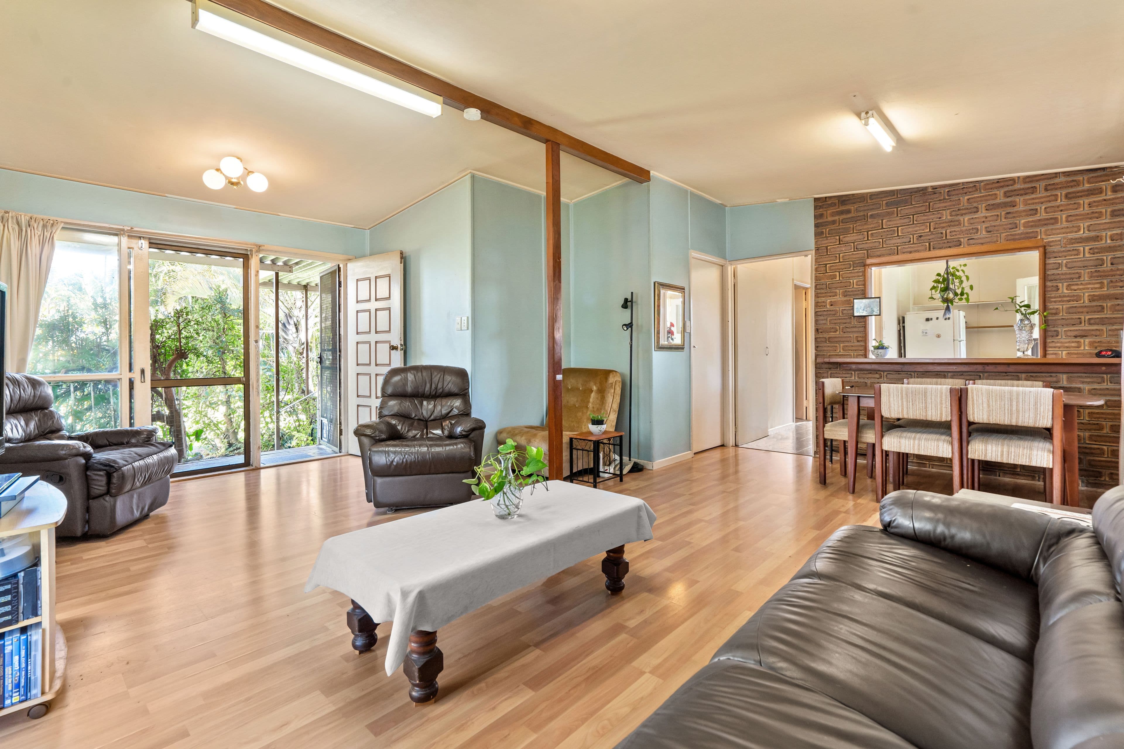 24 Mayes Avenue, Logan Central QLD 4114, Logan Central - Thumbnail 2