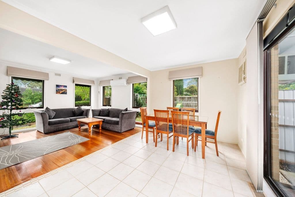 97 Borg Crescent, Scoresby VIC 3179, Scoresby - Thumbnail 2