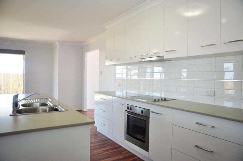 7 Vinnicombe Street, KEARNEYS SPRING QLD 4350, Kearneys Spring - Thumbnail 4