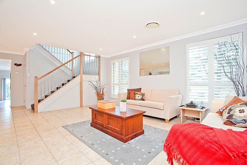6 Conifer Place, ENGADINE NSW 2233, Engadine - Thumbnail 2