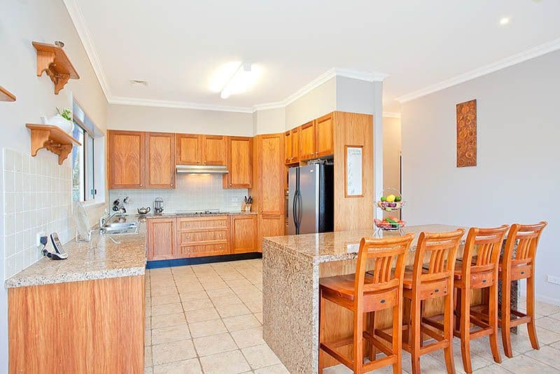 6 Conifer Place, ENGADINE NSW 2233, Engadine - Thumbnail 4