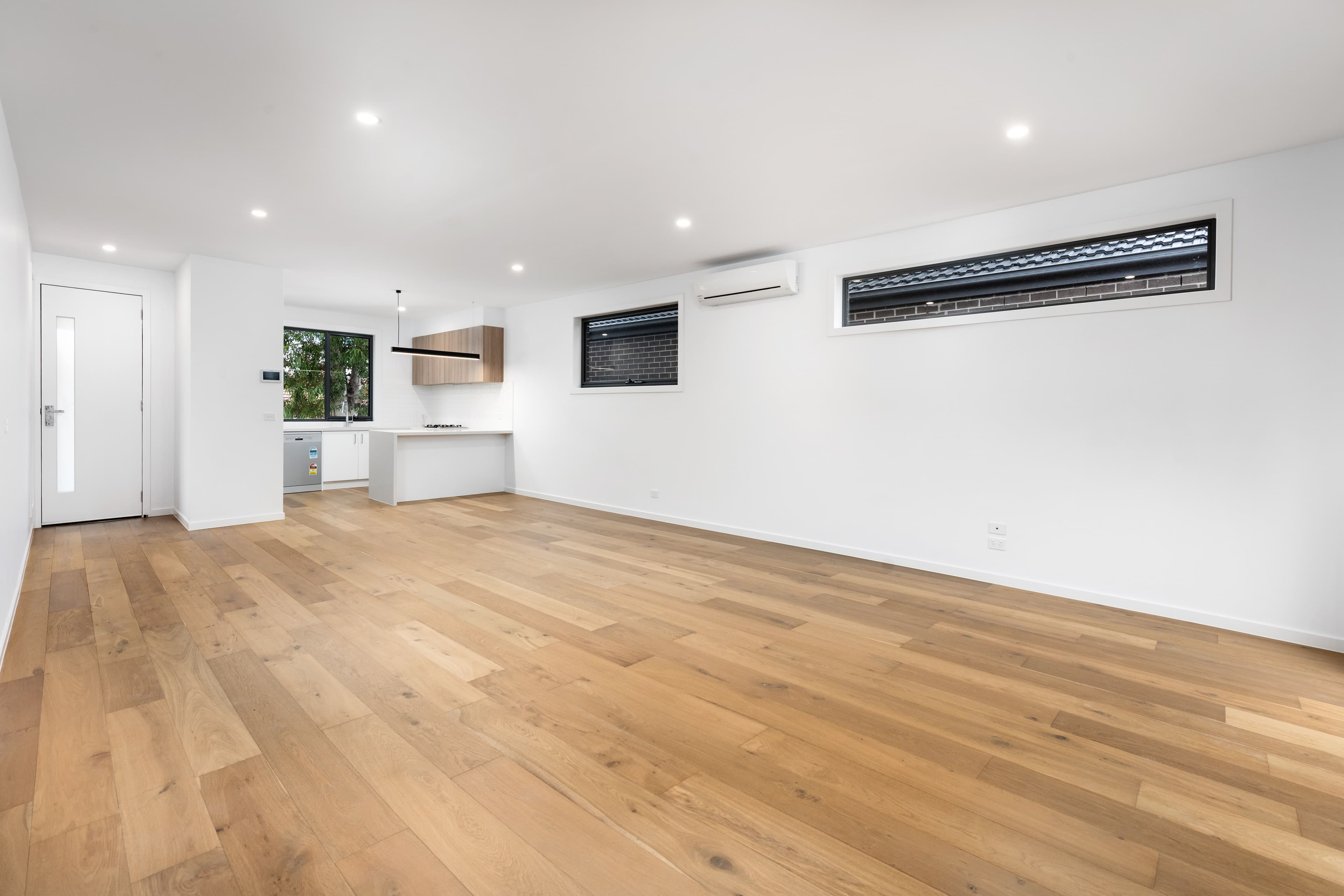 12 Elizabeth Grove, Bundoora VIC 3083, Bundoora - Thumbnail 4