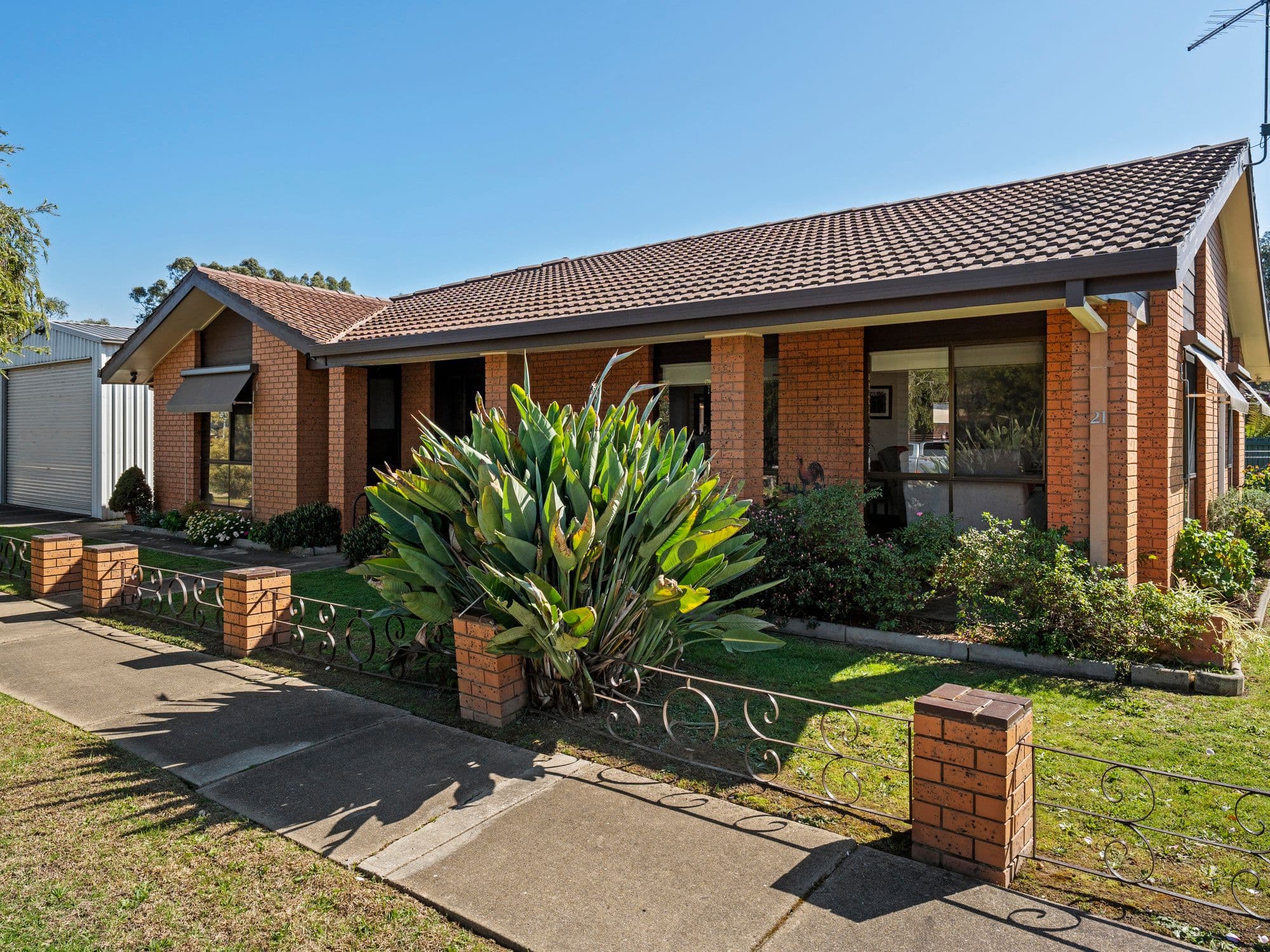 21 Faithfull Street, Benalla VIC 3672, Benalla - Image 1