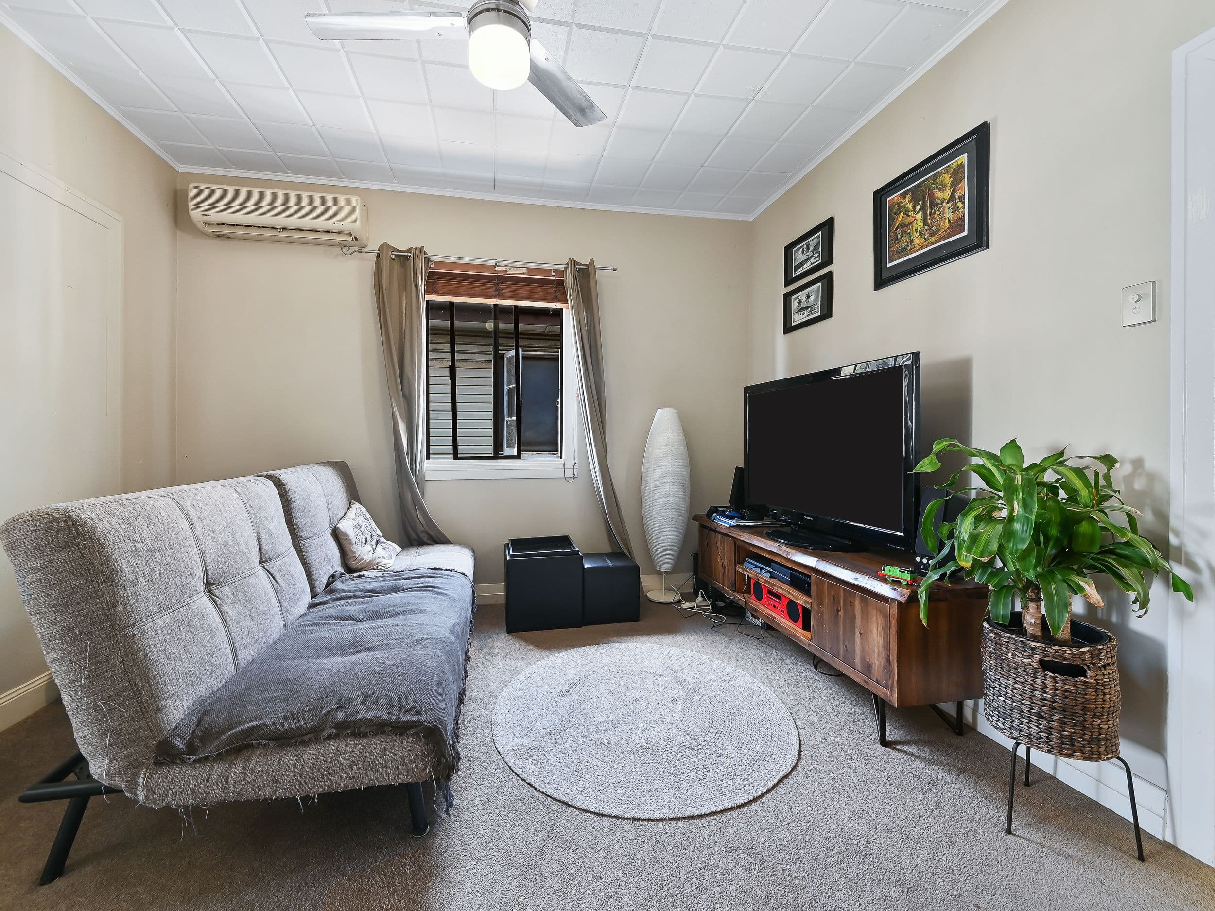 569 Oxley Avenue, Scarborough QLD 4020, Scarborough - Thumbnail 2