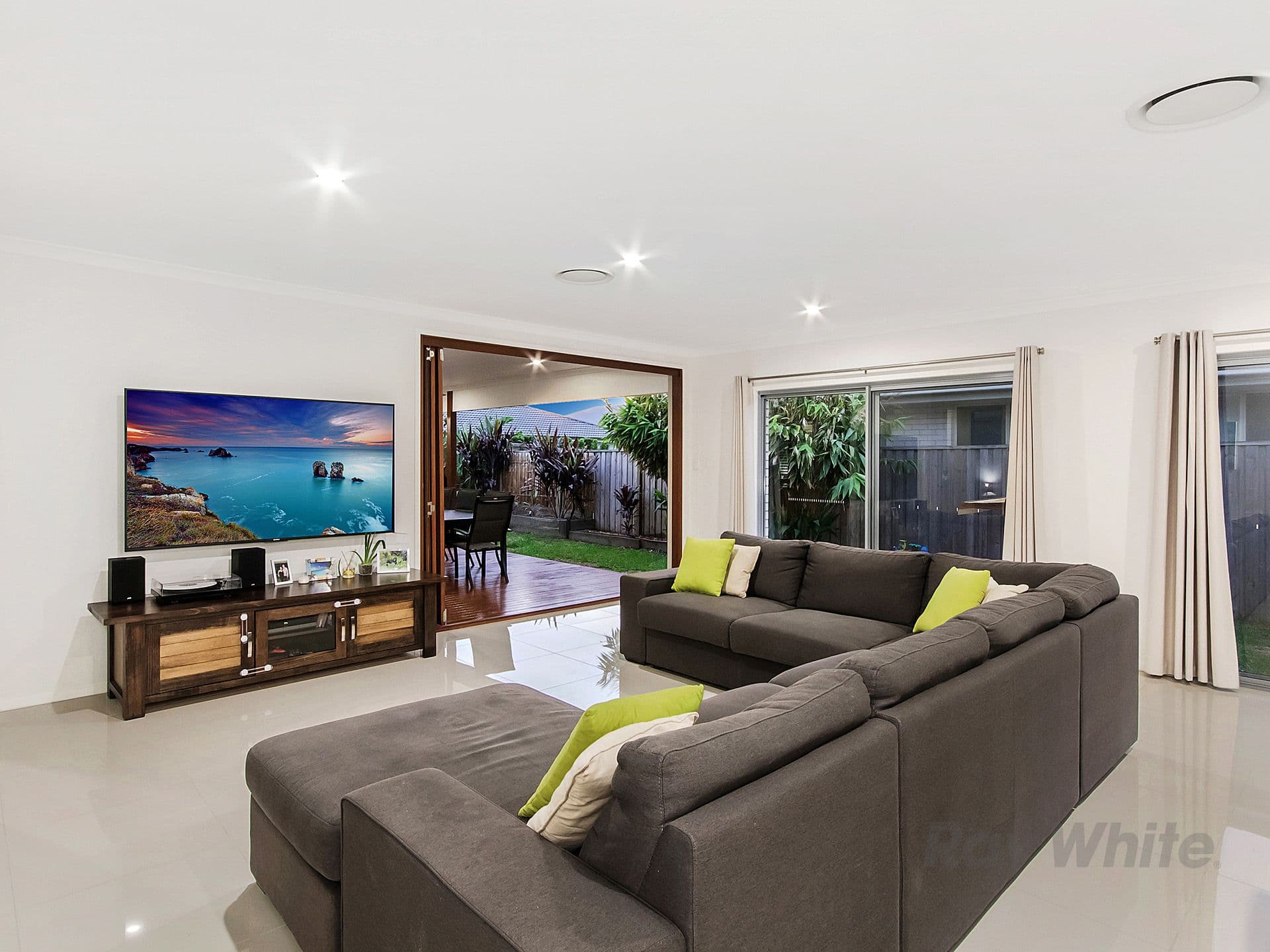 35 Kalgoorlie Street, Pimpama QLD 4209, Pimpama - Thumbnail 5