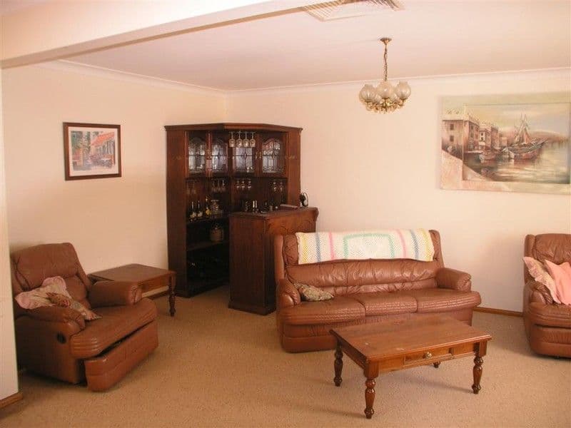26 Moor Street, PARKES NSW 2870, Parkes - Thumbnail 6