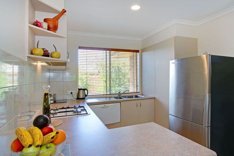 17  Naples Street, MORNINGTON VIC 3931, Mornington - Thumbnail 8