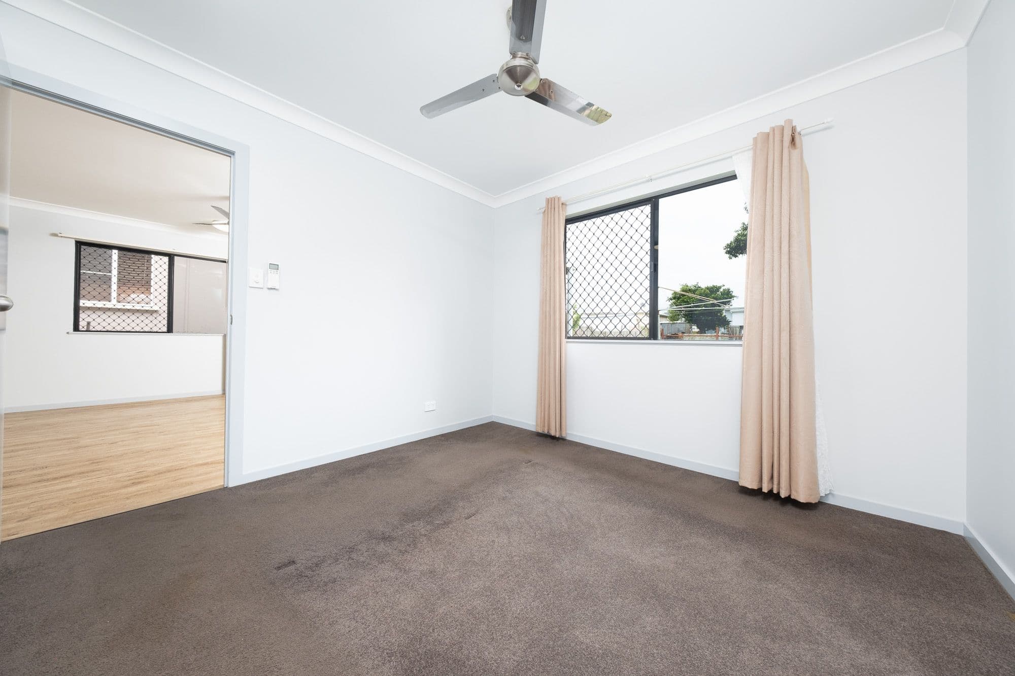 17 Jeffries Street, Yeppoon QLD 4703, Yeppoon - Thumbnail 5