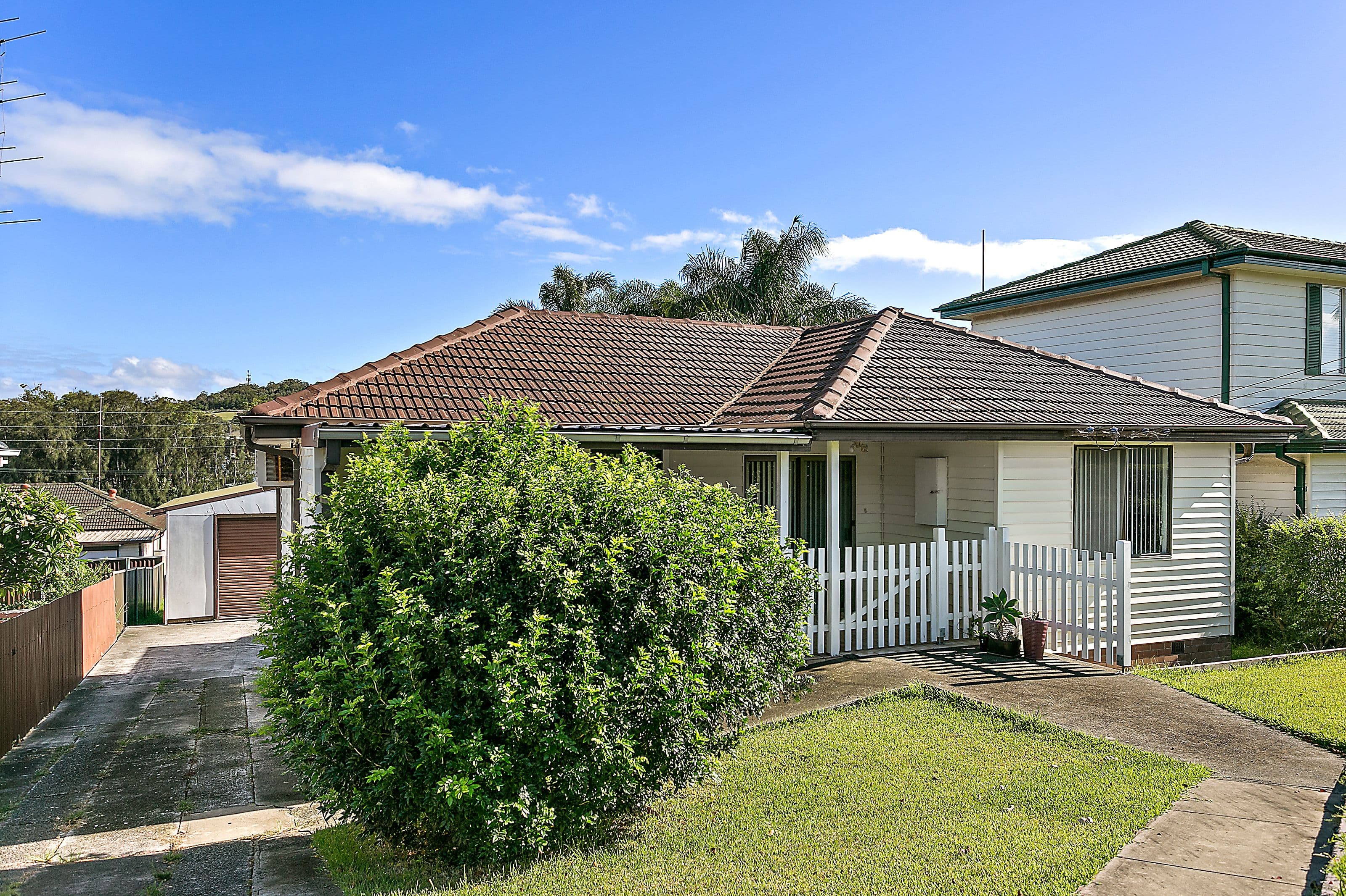 110 Lake Entrance Road, Mount Warrigal - Image 1