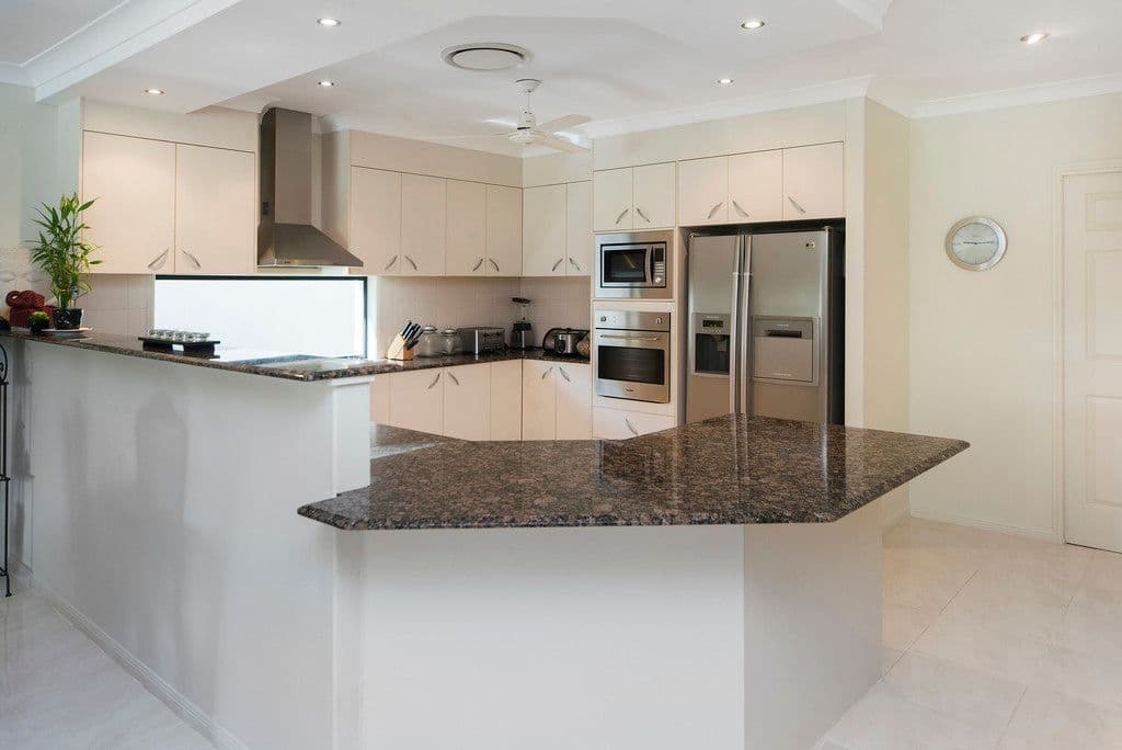 9 Parkview Place, Helensvale QLD 4212, Helensvale - Thumbnail 4