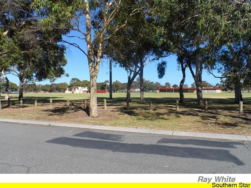 27 Bowden Place, ARMADALE WA 6112, Armadale - Thumbnail 3