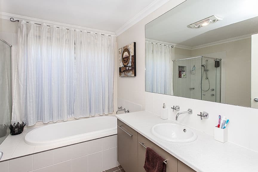6 Ellenborough Drive, COORANBONG NSW 2265, Cooranbong - Thumbnail 7