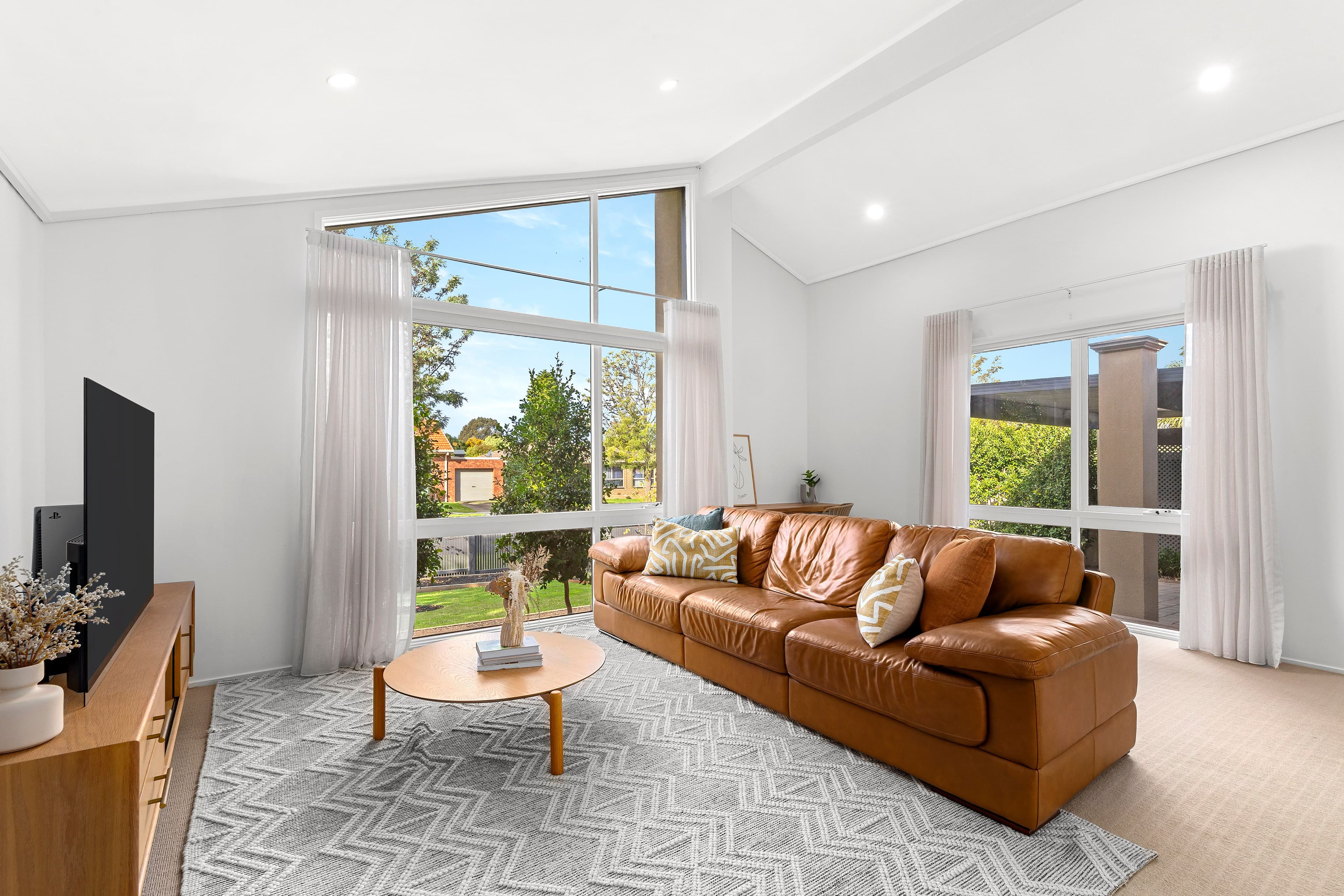 103 Redleap Avenue, Mill Park VIC 3082, Mill Park - Thumbnail 4