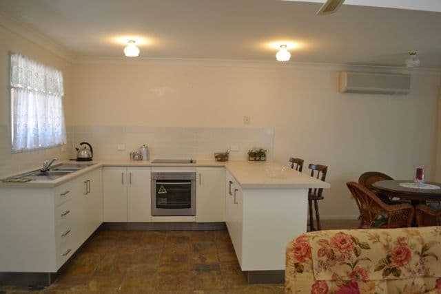 Unit 17, 45 Normanby Street, YEPPOON QLD 4703, Yeppoon - Thumbnail 2