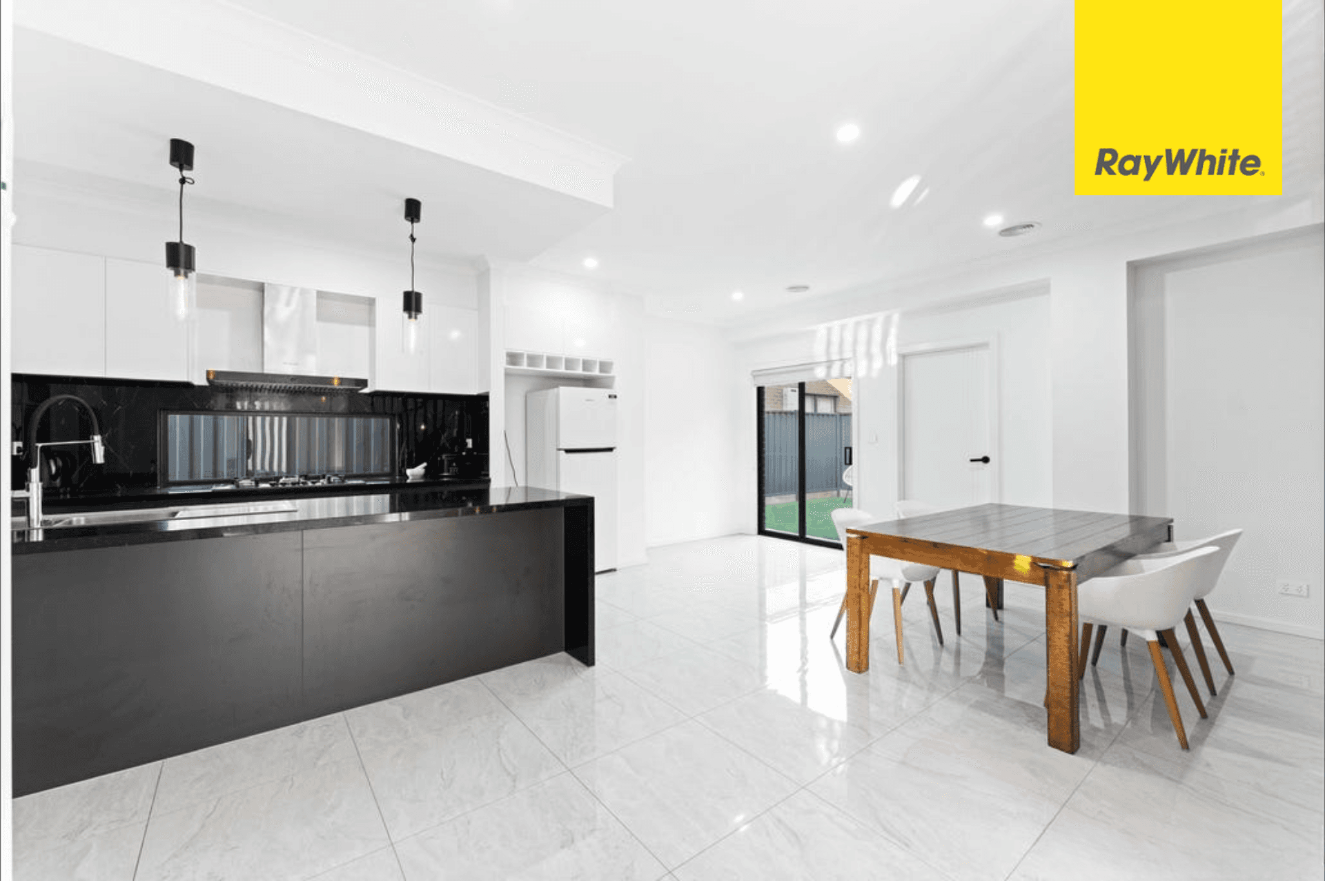 37 Irvine Avenue, Strathtulloh VIC 3338, Strathtulloh - Thumbnail 3