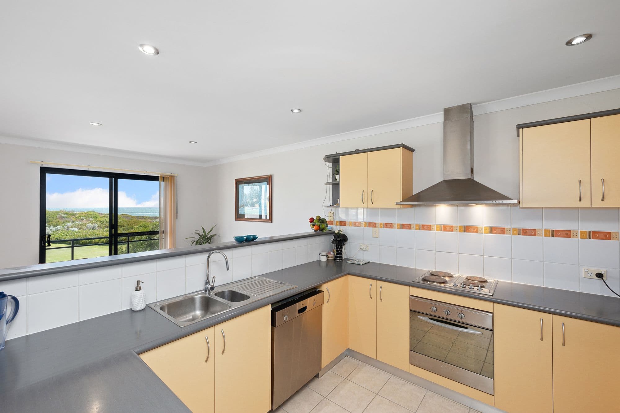 2 ROBERTSON Road, Ledge Point WA 6043, Ledge Point - Thumbnail 5