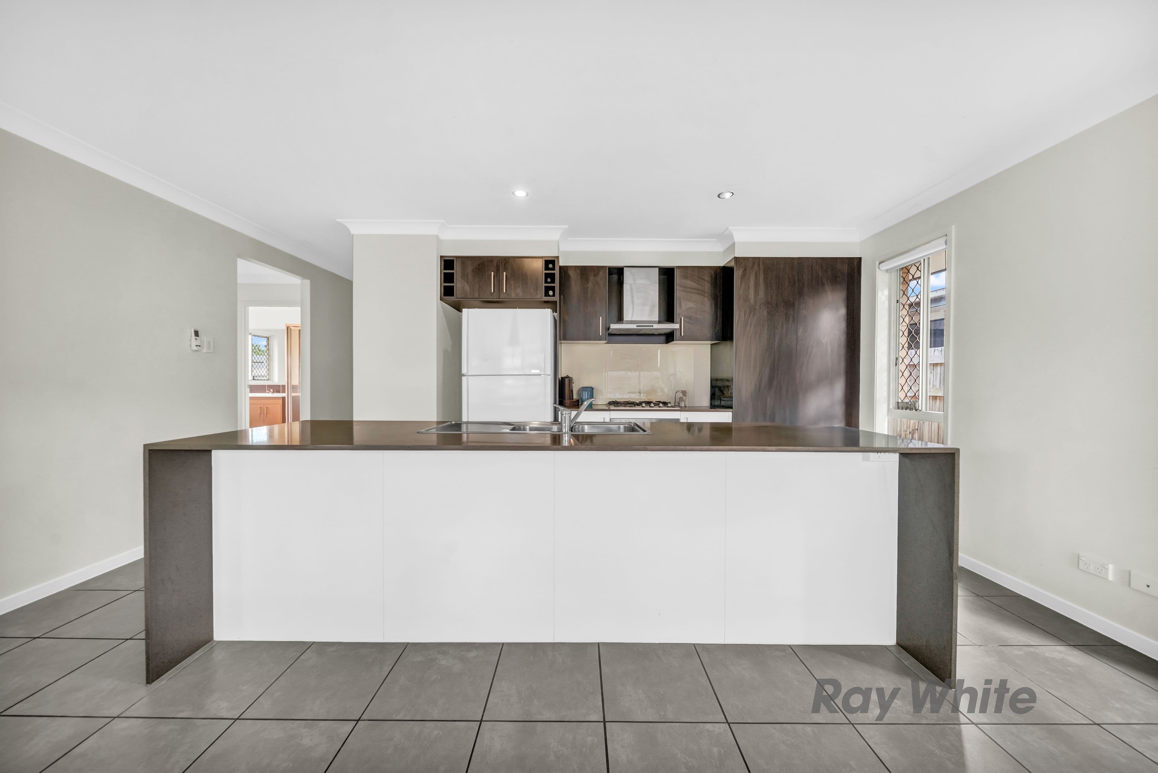 56 Stoneleigh Reserve Boulevard, Logan Reserve QLD 4133, Logan Reserve - Thumbnail 6