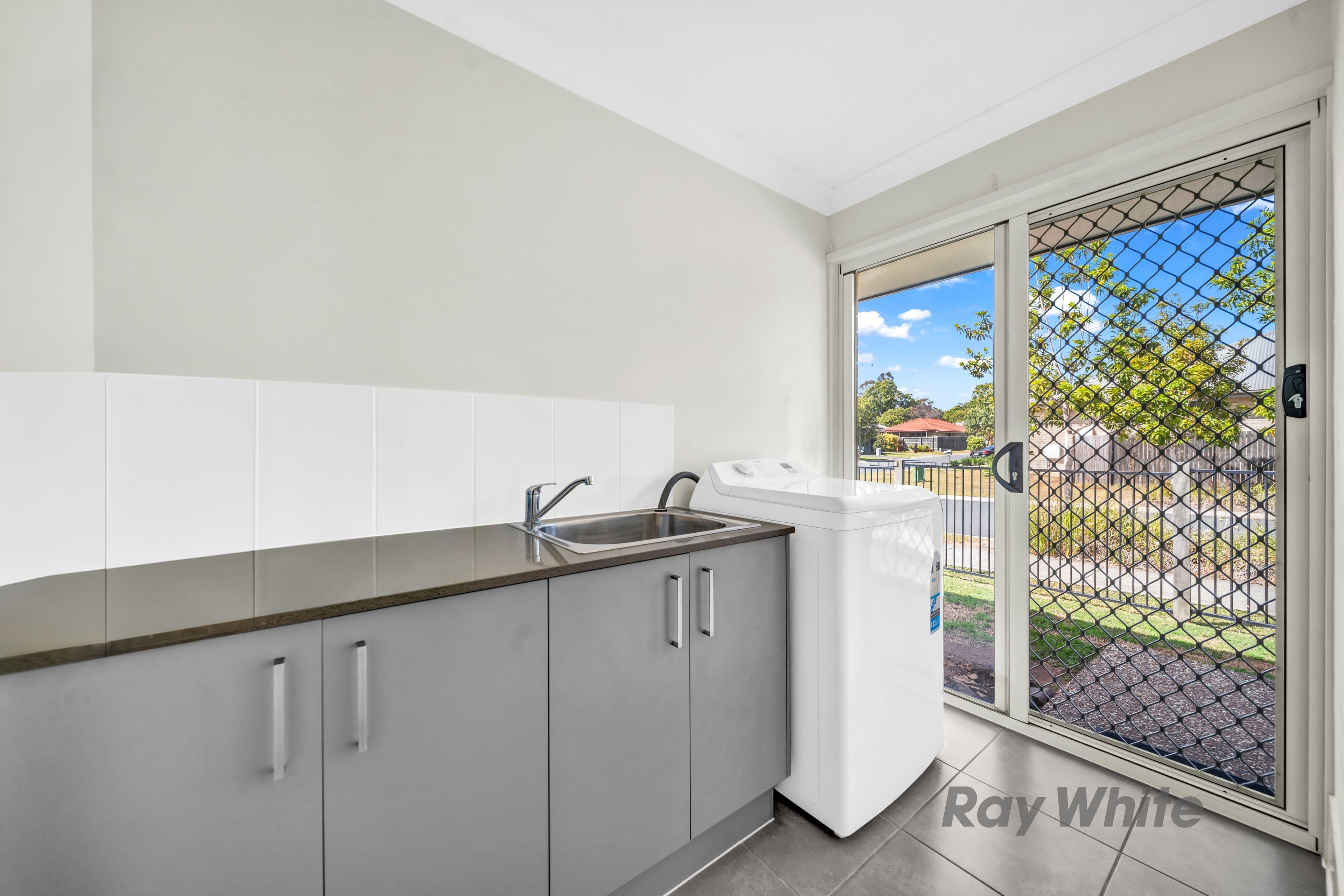 56 Stoneleigh Reserve Boulevard, Logan Reserve QLD 4133, Logan Reserve - Thumbnail 8