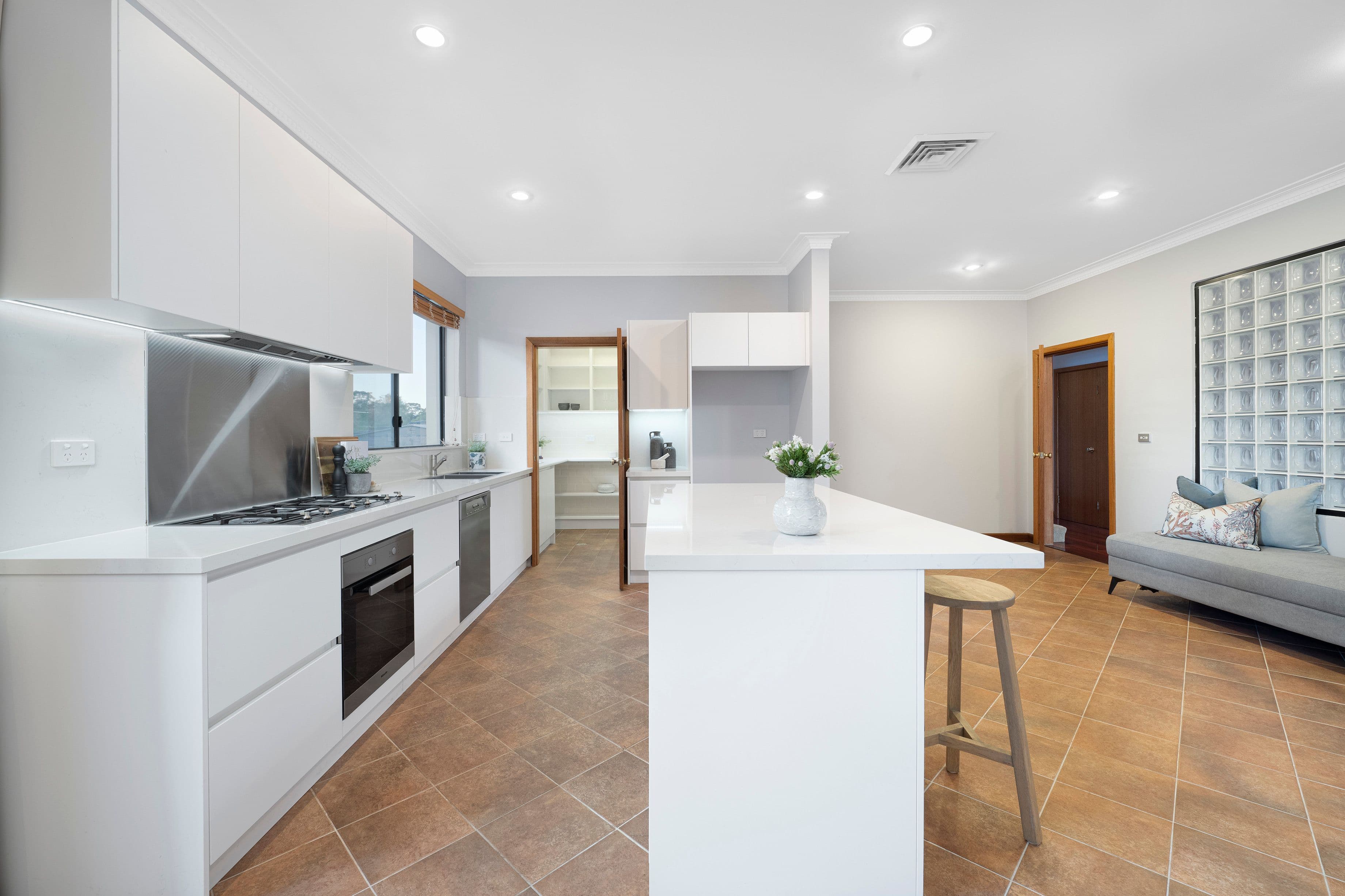 20 Finian Avenue, Killarney Heights NSW 2087, Killarney Heights - Thumbnail 5