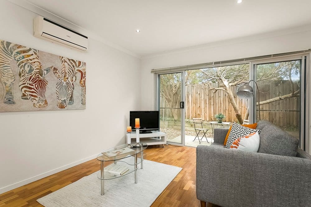 8 John Street, Oak Park VIC 3046, Oak Park - Thumbnail 4