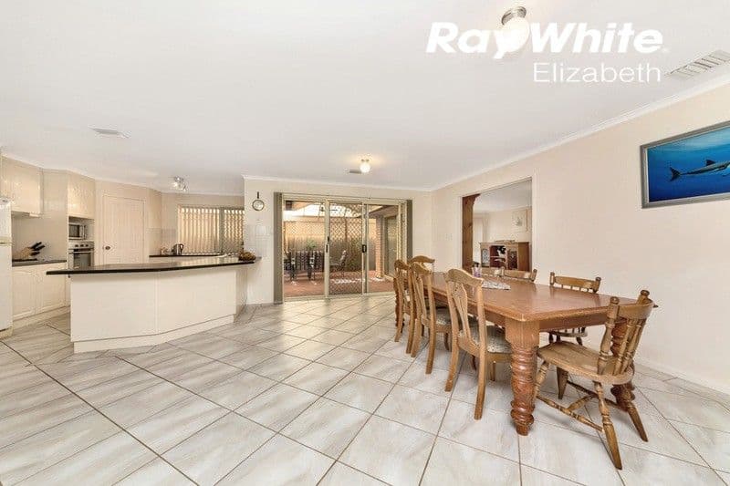17 Premier Close, Andrews Farm SA 5114, Andrews Farm - Thumbnail 5