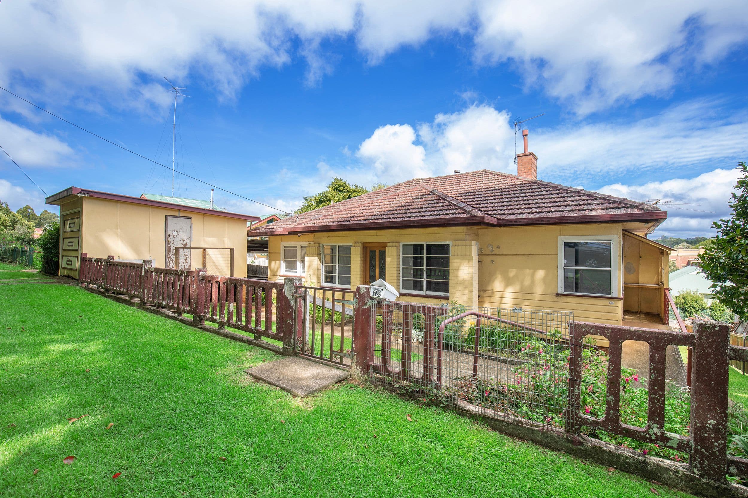 19 Myrtle Street, Dorrigo NSW 2453, Dorrigo - Thumbnail 2