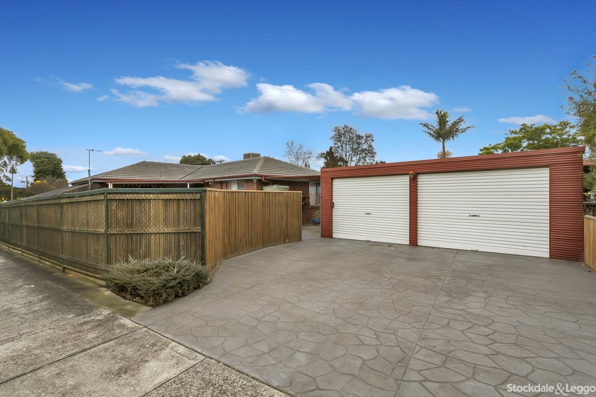 83 Lamont Crescent, Cranbourne VIC 3977, Cranbourne - Thumbnail 2