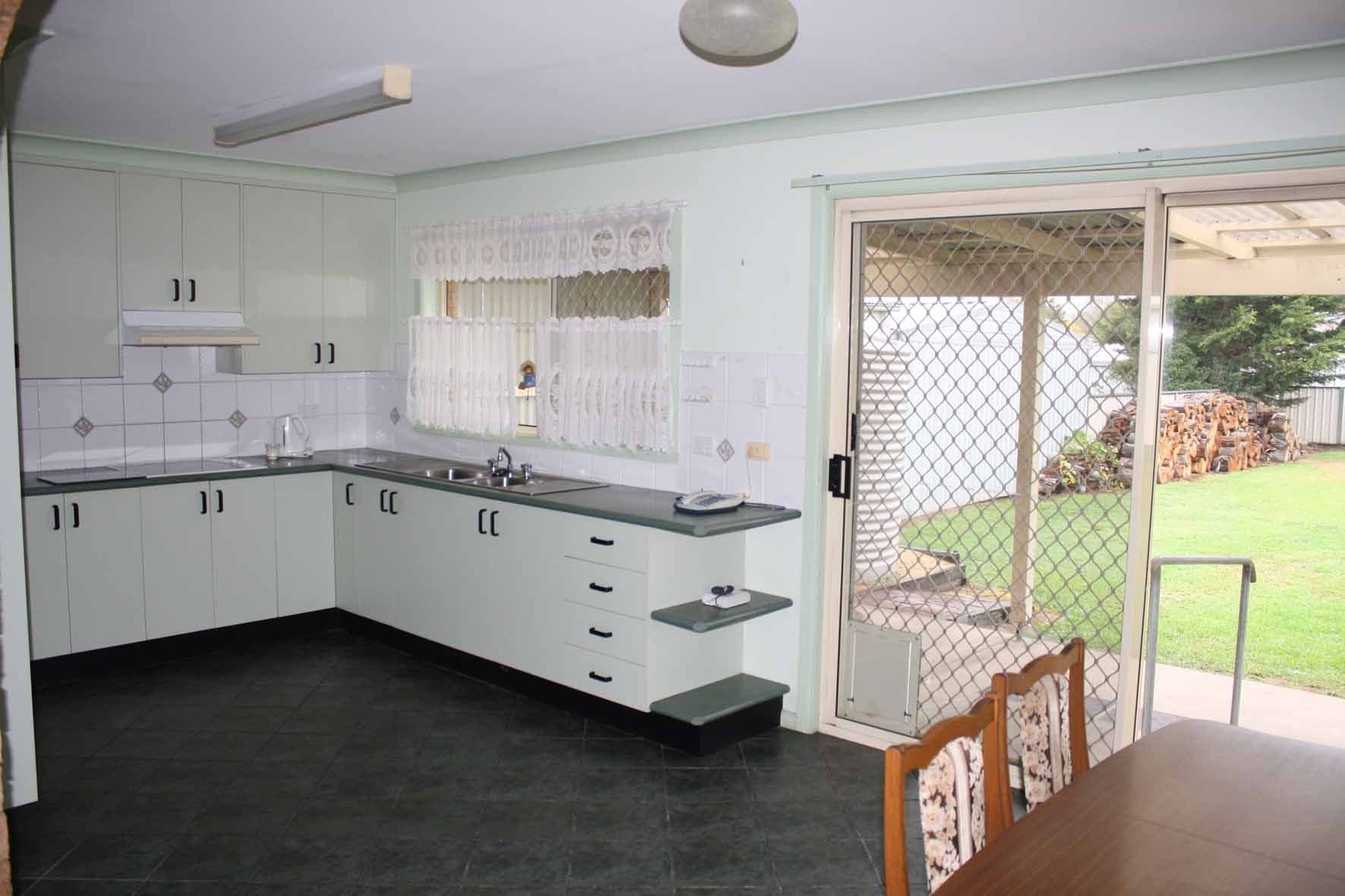 153 Lambeth, GLEN INNES NSW 2370, Glen Innes - Thumbnail 8