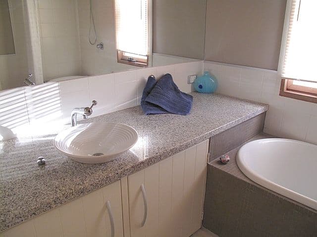 19 Kerr Avenue, BUNDEENA NSW 2230, Bundeena - Thumbnail 4