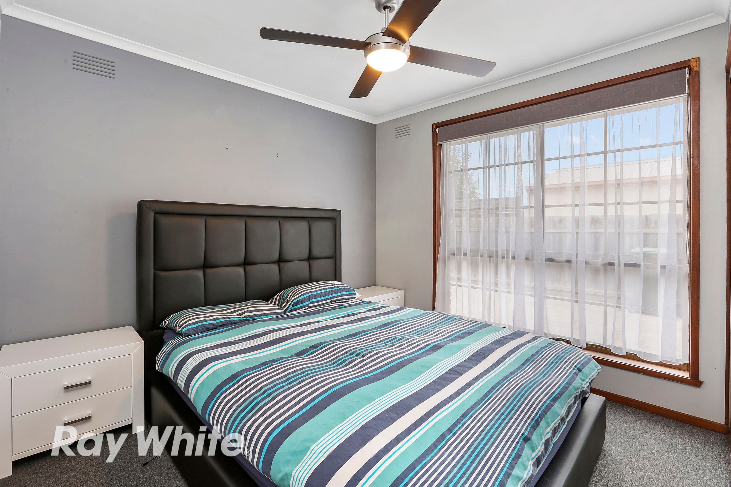 4 Ramsbury Street, Craigieburn, Craigieburn - Thumbnail 3