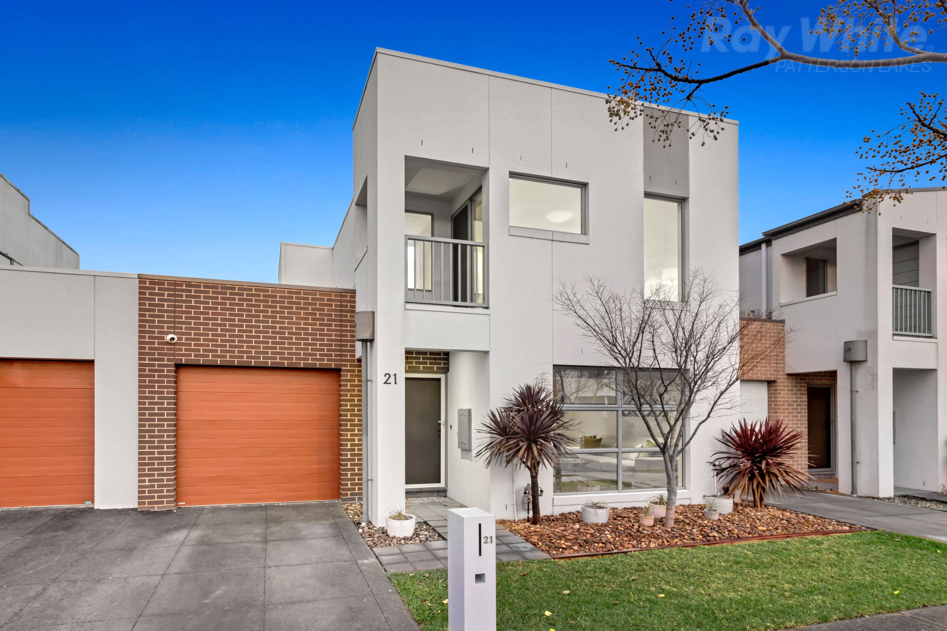 21 Paragon Way, Waterways VIC 3195, Waterways - Thumbnail 2