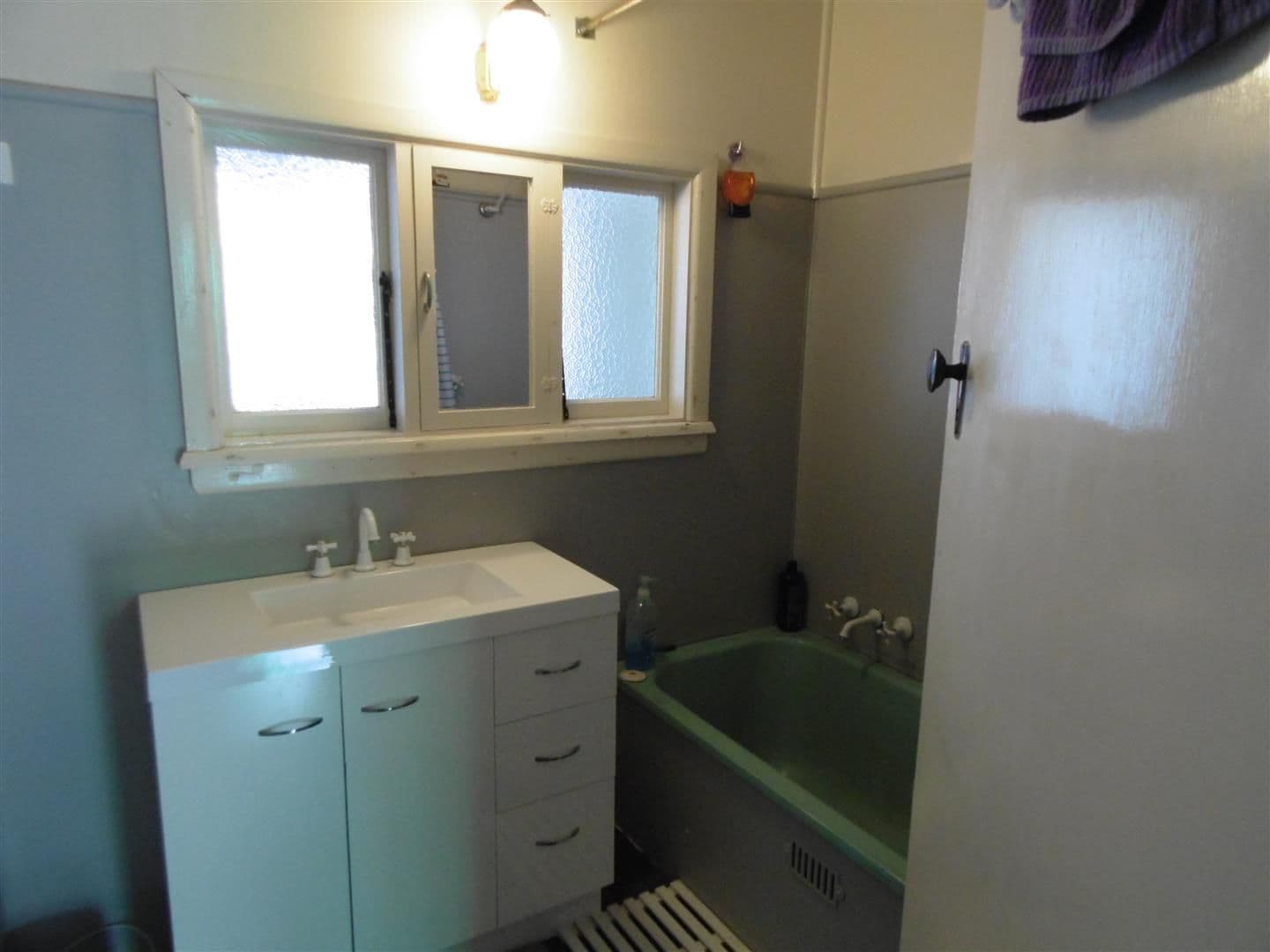 42 Peak Hill Road, Parkes - Thumbnail 3