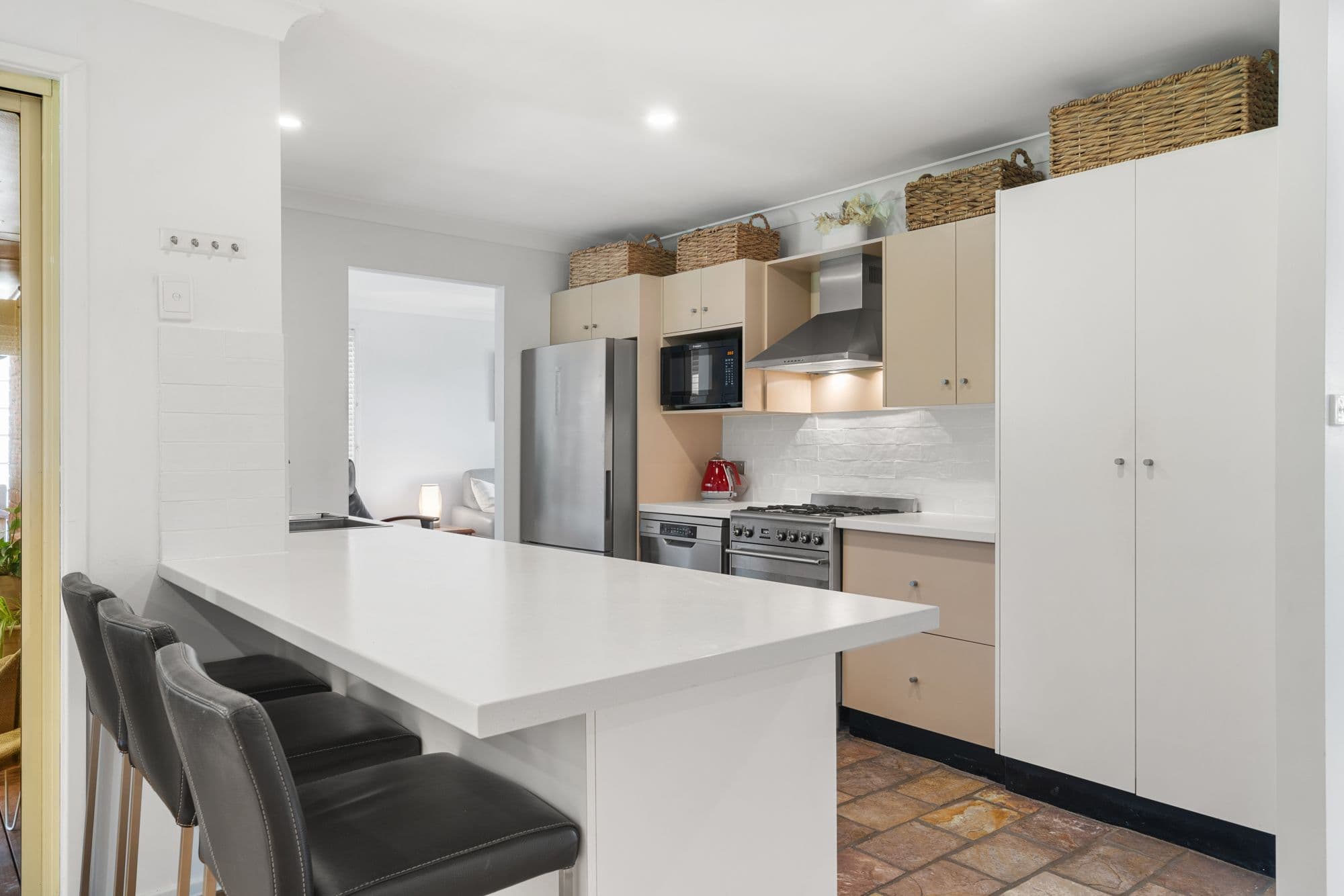 17 Shannon Parade, Berkeley Vale NSW 2261, Berkeley Vale - Thumbnail 6