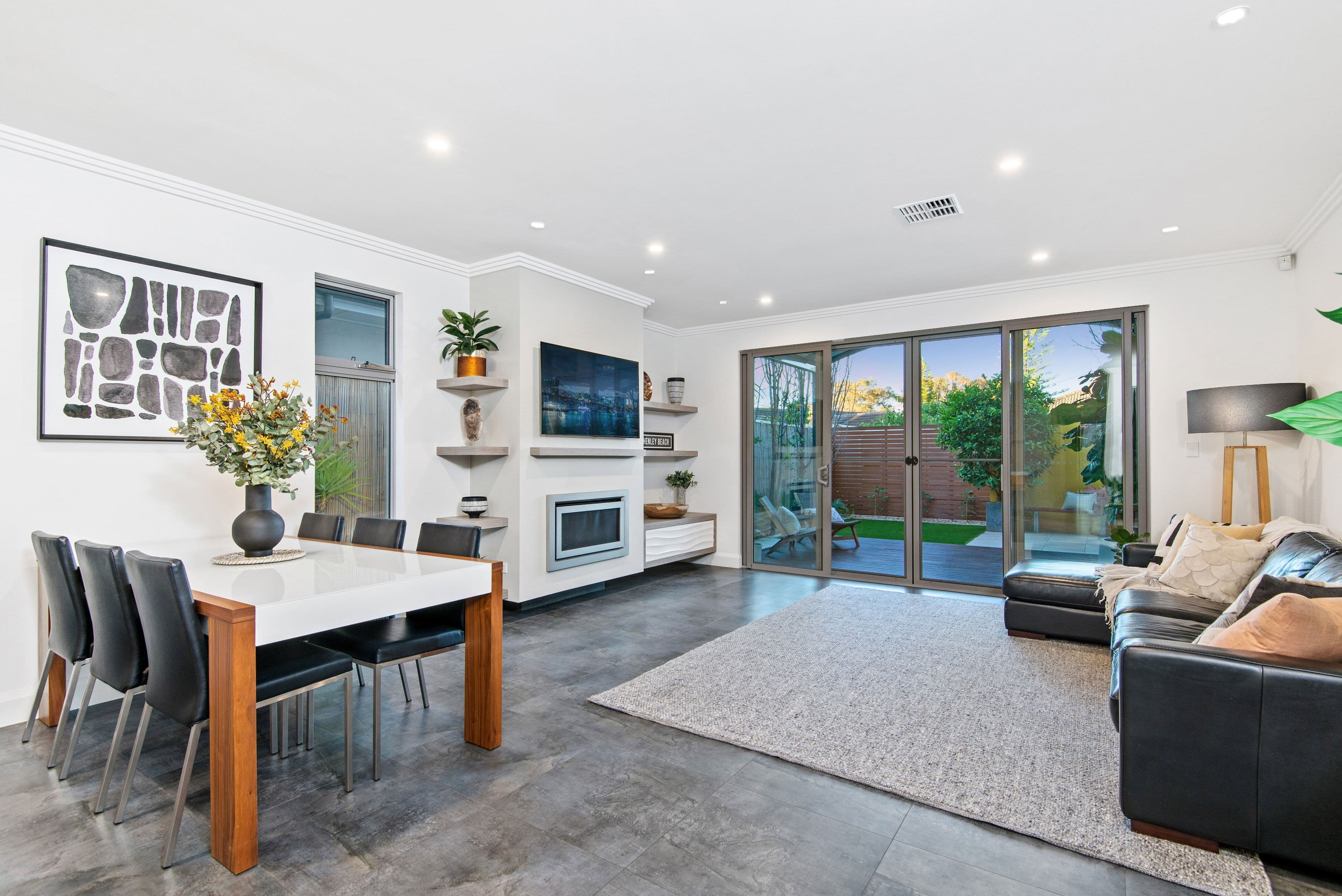 6 Yorktown Crescent, Henley Beach South SA 5022, Henley Beach South - Thumbnail 5