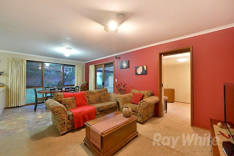 14 Hancock Drive, FERNTREE GULLY VIC 3156, Ferntree Gully - Thumbnail 2