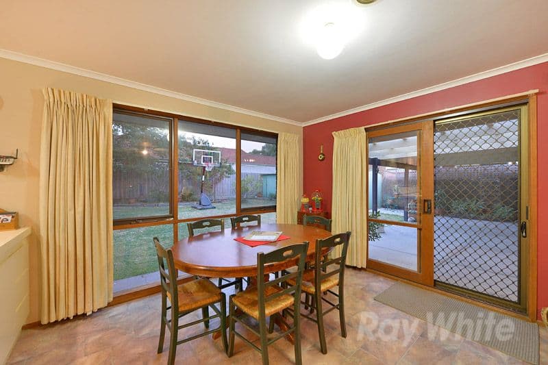 14 Hancock Drive, FERNTREE GULLY VIC 3156, Ferntree Gully - Thumbnail 4
