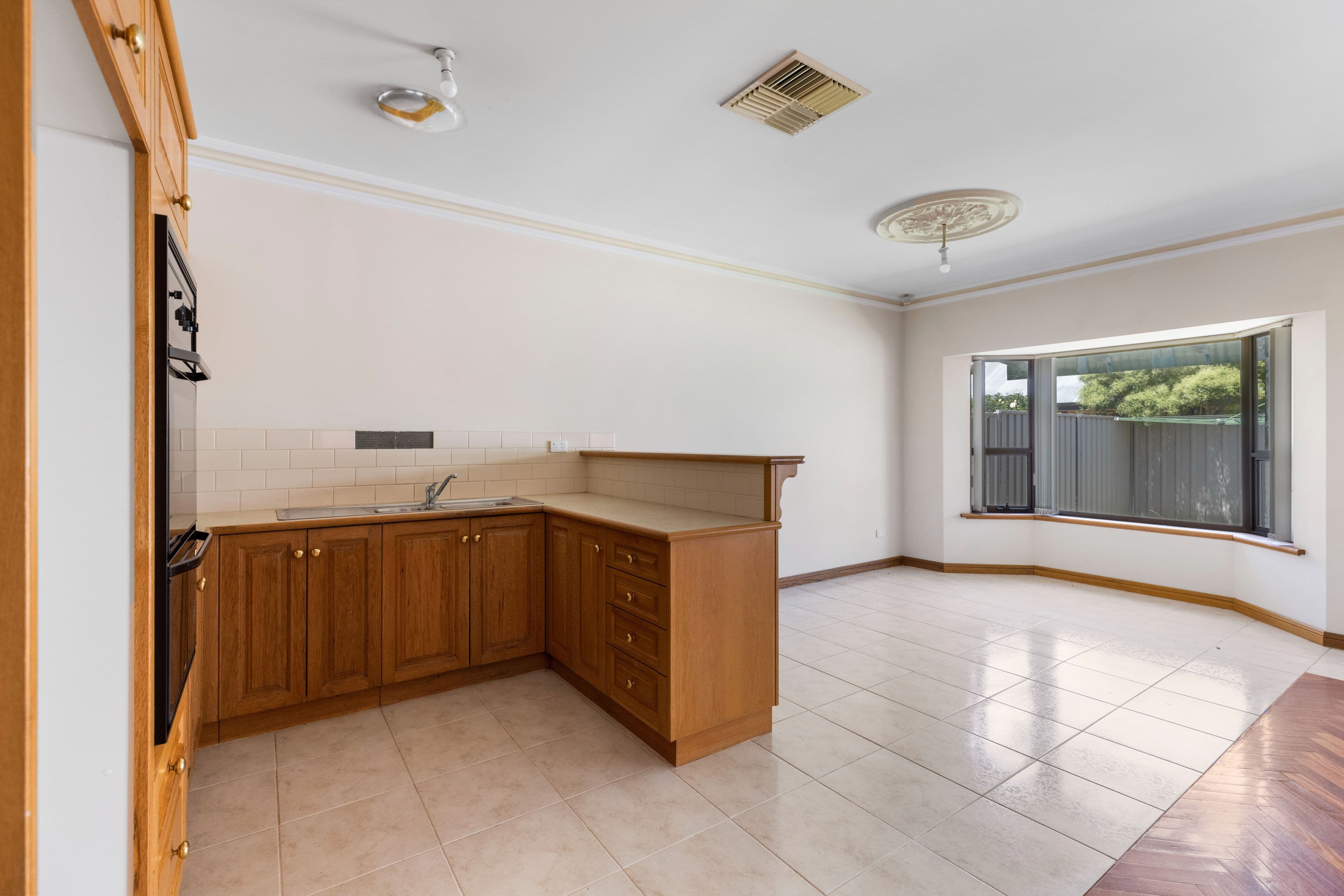 8 Porter Avenue, Renown Park SA 5008, Renown Park - Thumbnail 6