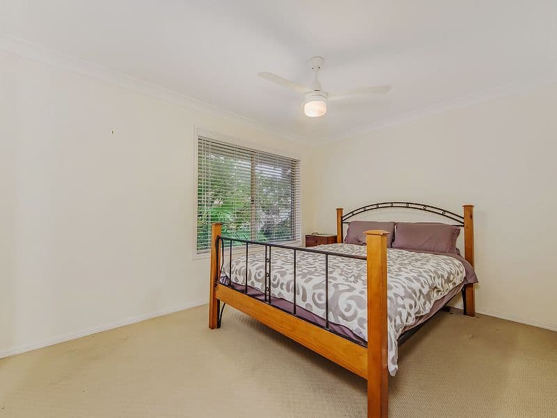 81 Olsen Avenue, LABRADOR QLD 4215, Labrador - Thumbnail 6