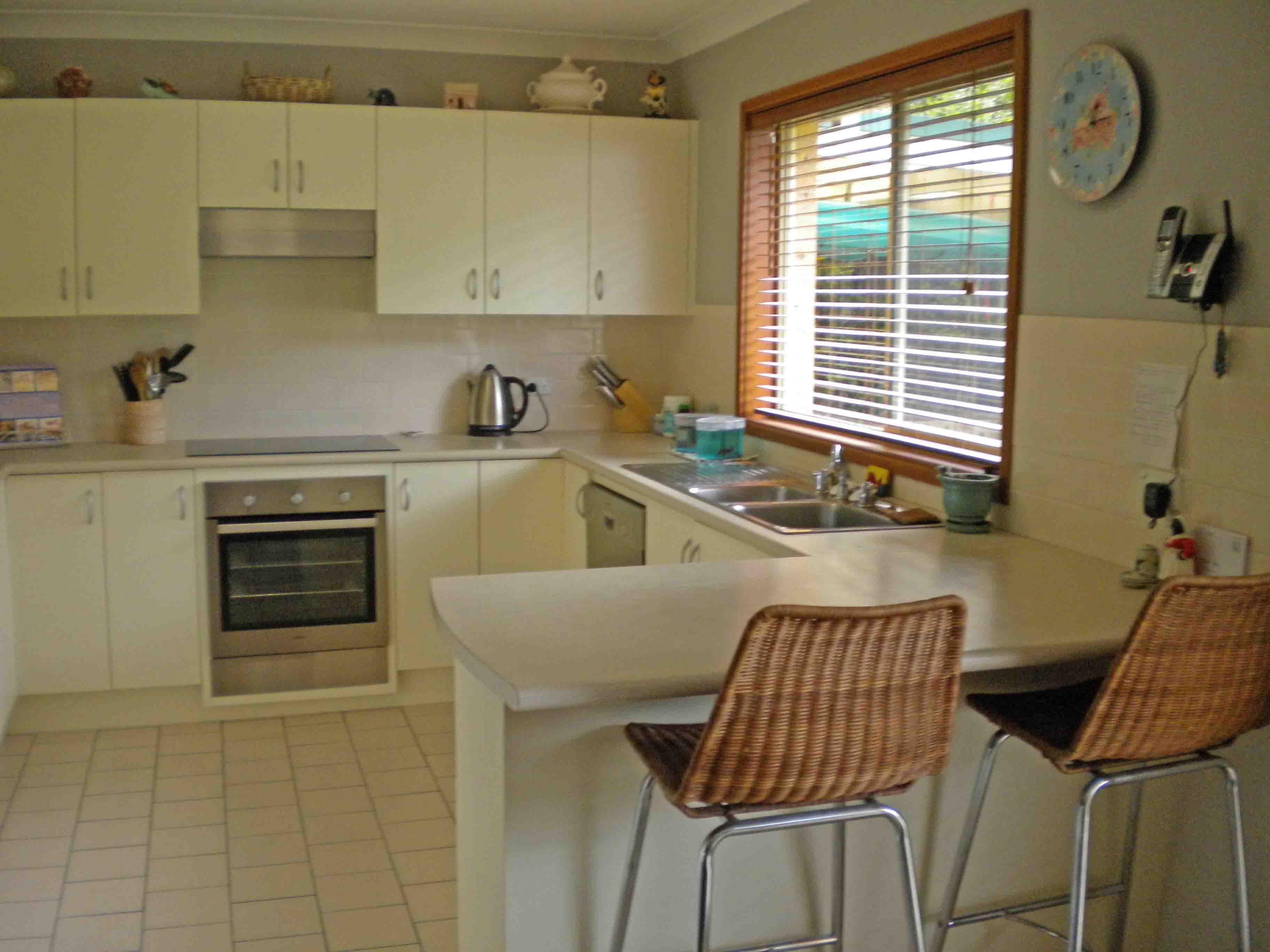 3 Jarrett Close, NORTH NOWRA NSW 2541, North Nowra - Thumbnail 2