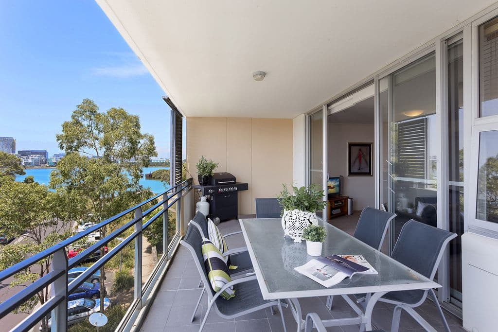 3 Amalfi Drive, Wentworth Point NSW 2127, Sydney Olympic Park - Thumbnail 2